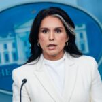 Tulsi Gabbard dimite como directora de Inteligencia Nacional del Gobierno de Trump